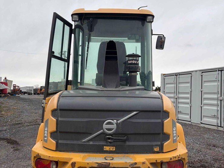 2019-volvo-l30gs-image-4