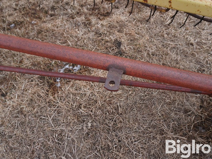 new-holland-258-image-19