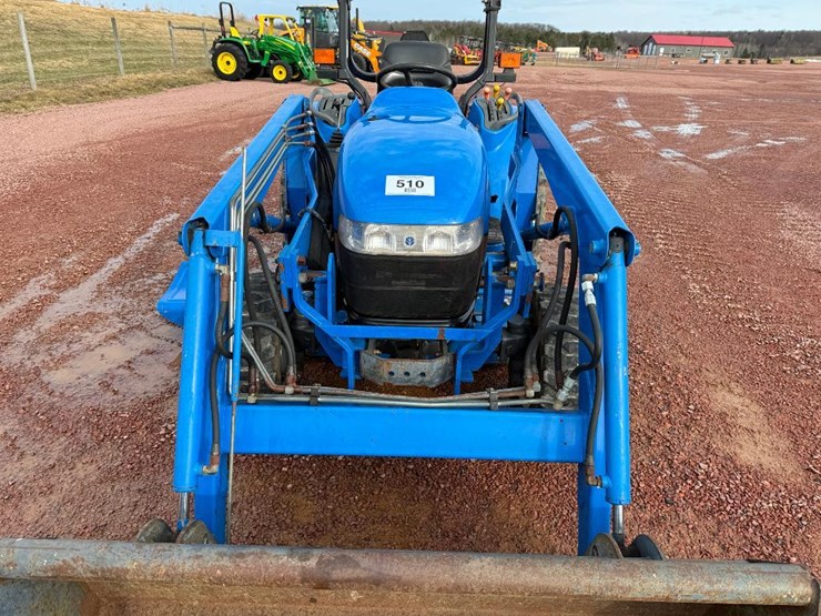 new-holland-tc29d-image-16