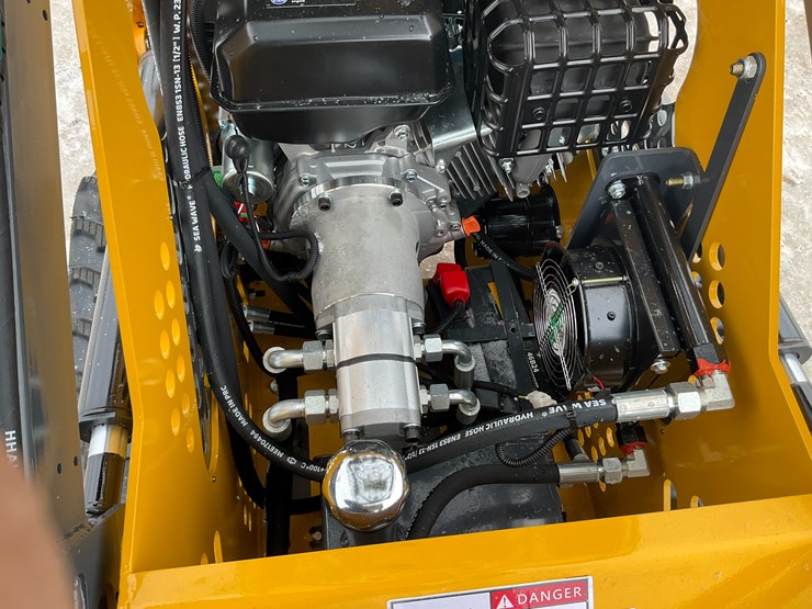 #1023-•-unused-sdll60-mini-skid-steer-image-25