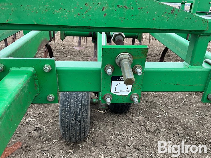 john-deere-985-image-15