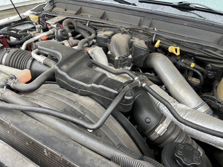 2012-ford-f550-image-11