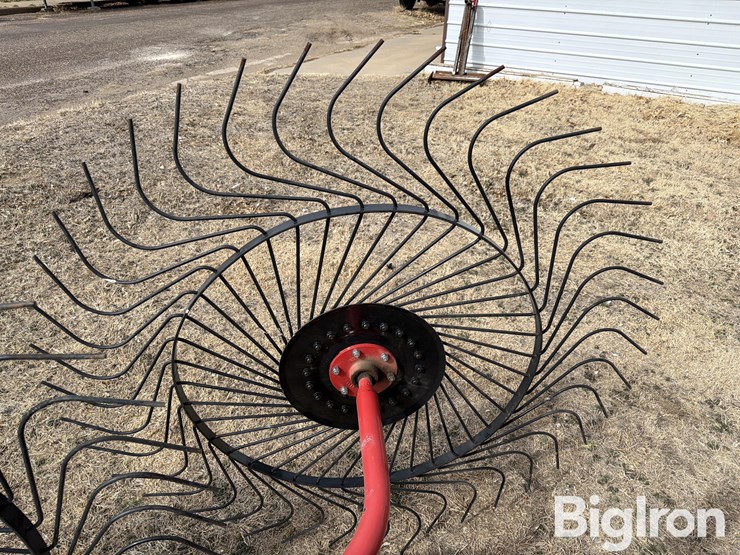 2022-ibex-ts130-2+2-3-pt-hay-rake-image-20