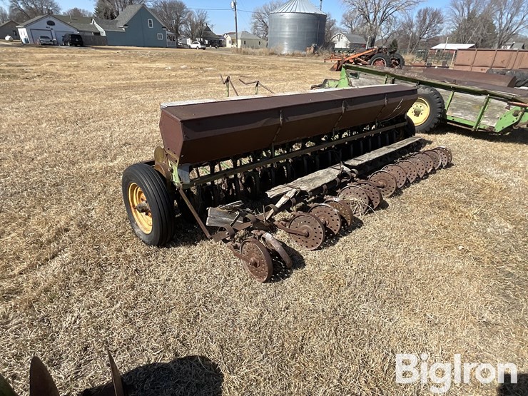 john-deere-14-image-7