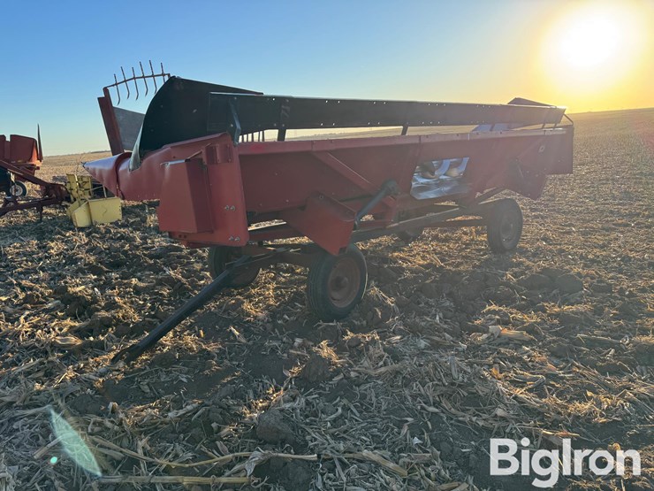 case-ih-1064-image-5