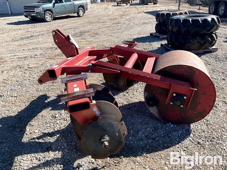 lindsay-track-closer-image-8