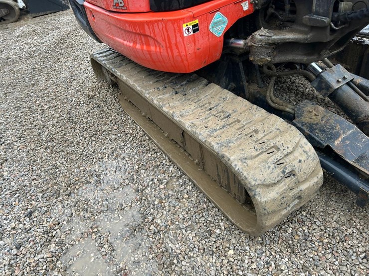 2016-kubota-kx040-4-image-10