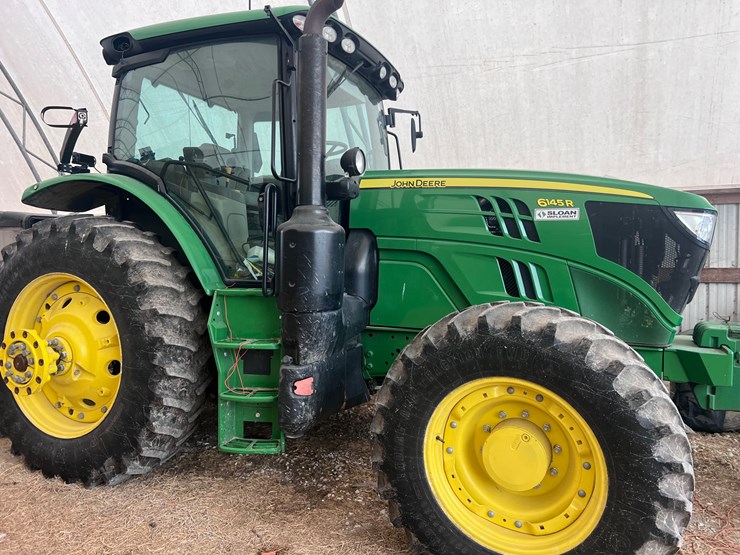 john-deere-6145r-image-1