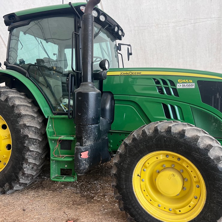JOHN DEERE 6145R