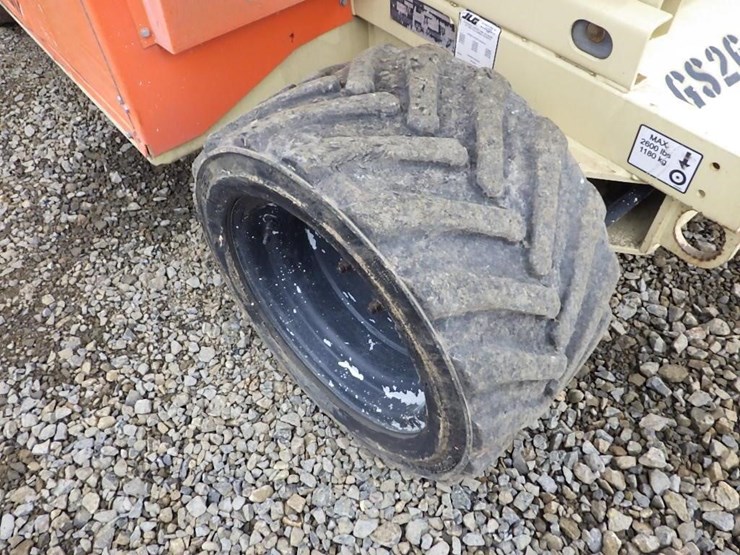 2008-jlg-260mrt-image-20