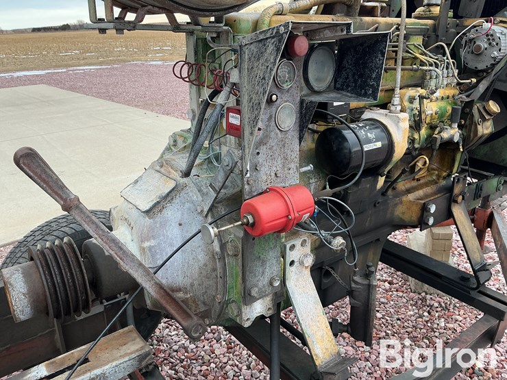 john-deere-7-image-13