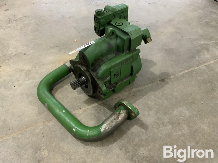 john-deere-8320-image-7