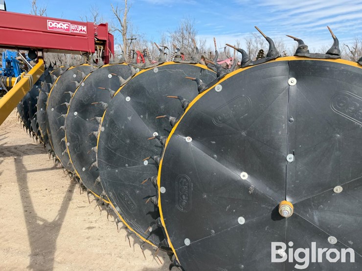 2023-darf-1017lfmwac-17-wheel-hay-rake-image-12