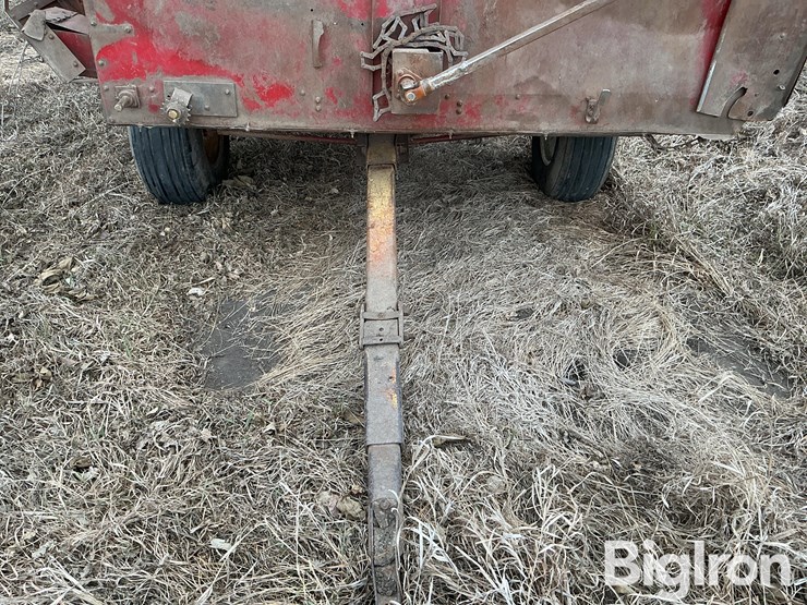 new-holland-83788-forage-wagon-image-18