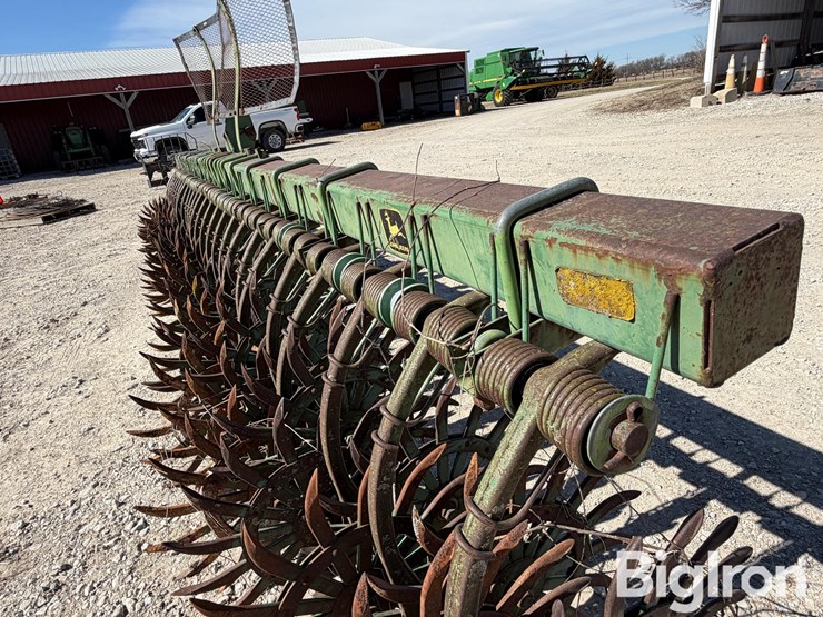 john-deere-400-image-10