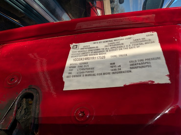 2000-chevrolet-2500-image-17