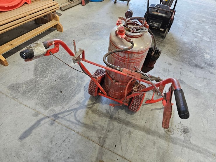 #664-•-walk-behind-paint-sprayer-image-20