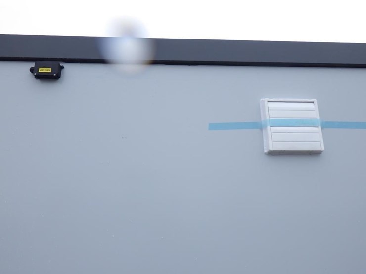 double-stall-portable-toilet-image-16