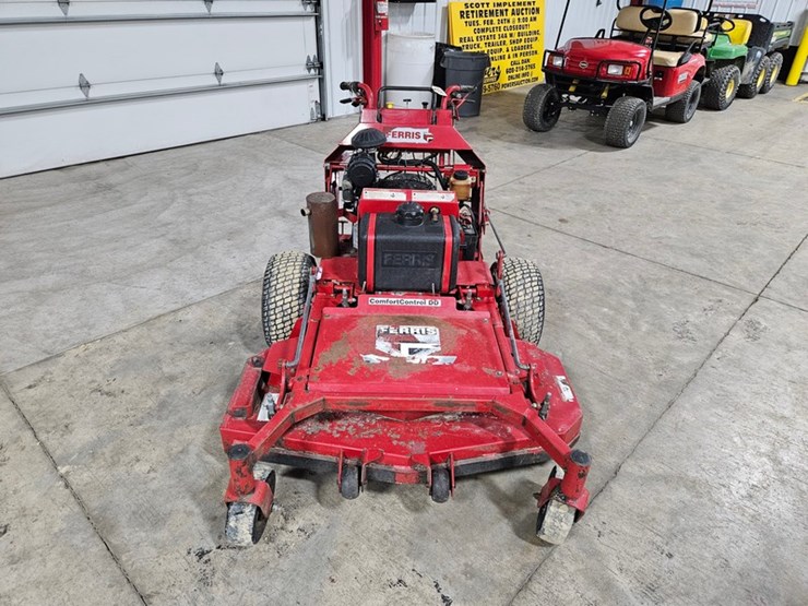 #689-•-ferris-comfort-controll-dd-walk-behind-mower-image-8