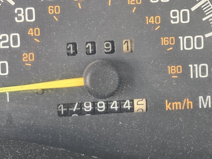 #276-•-2001-pontiac-grand-prix-gt-image-21