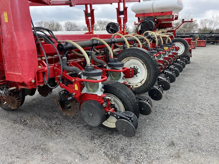 massey-ferguson-8800-image-21