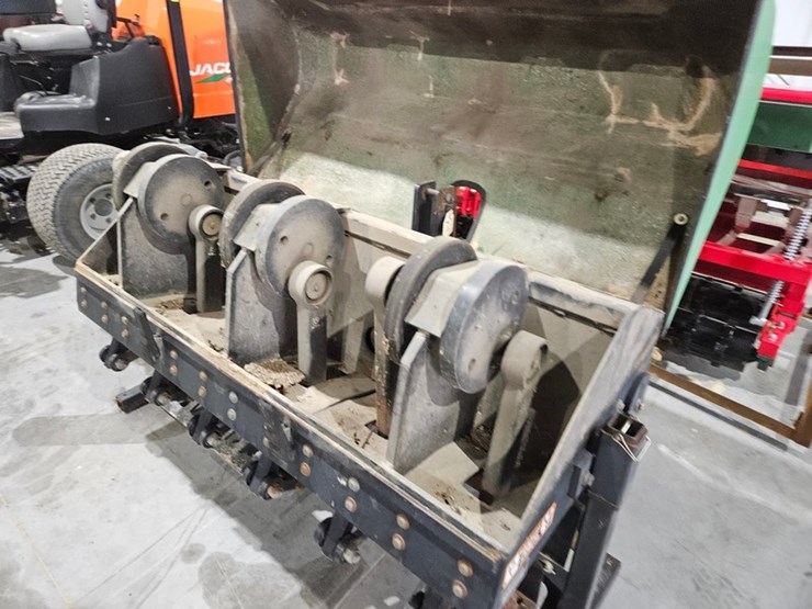 #713-•-john-deere-aercore-3pt-aerator-image-15