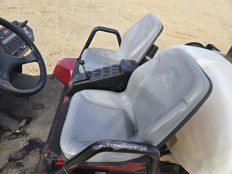 #148-•-2003-toro-5600-sprayer-with-18'-booms-image-20