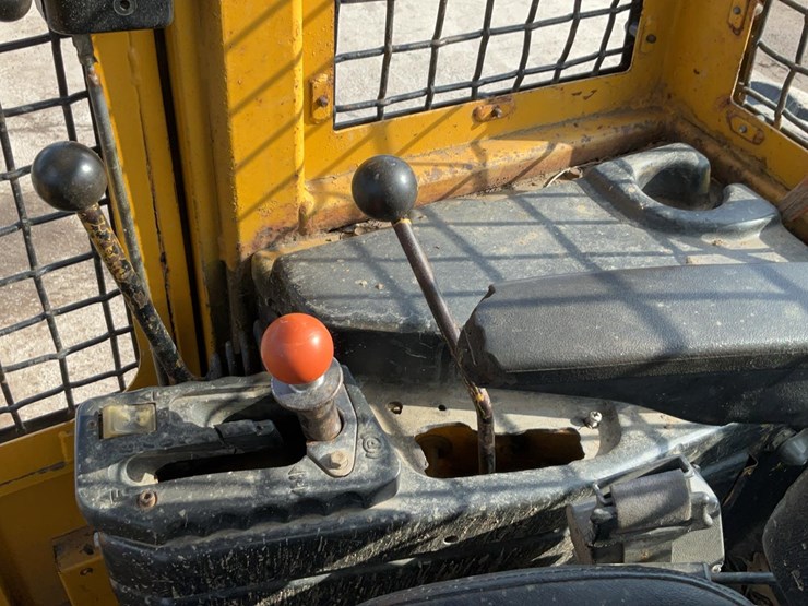 1997-deere-540g-image-16