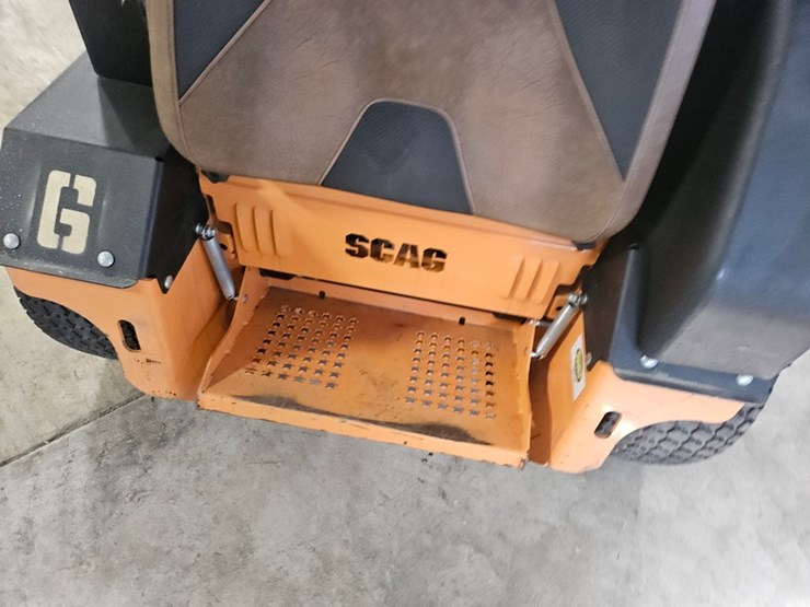 #680-•-scag-v-ride-ii-fuel-injected-stand-on-mower-image-17