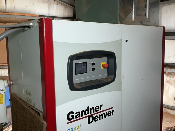 #267-•-gardner-denver-air-compressor-image-13