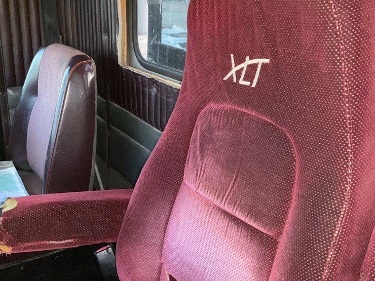 1994-kenworth-t800b-image-23