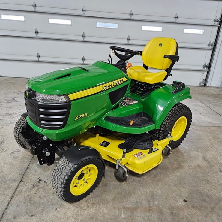 2020 JOHN DEERE X758