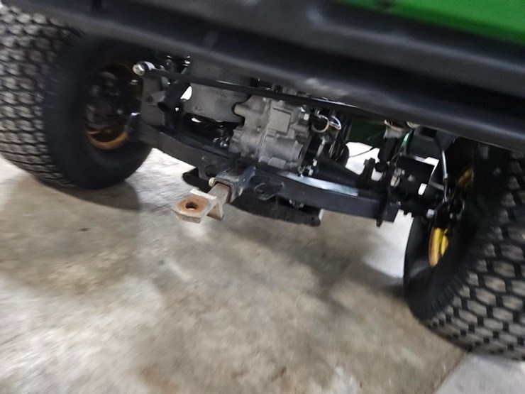 john-deere-turf-gator-image-18