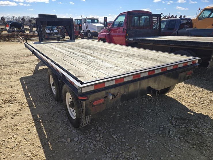 #203-•-1998-featherlite-flatbed-trailer-image-9