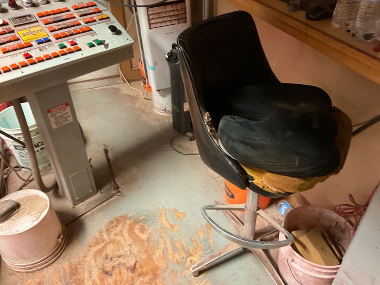 #229-•-2002-salem-grading-station-image-29