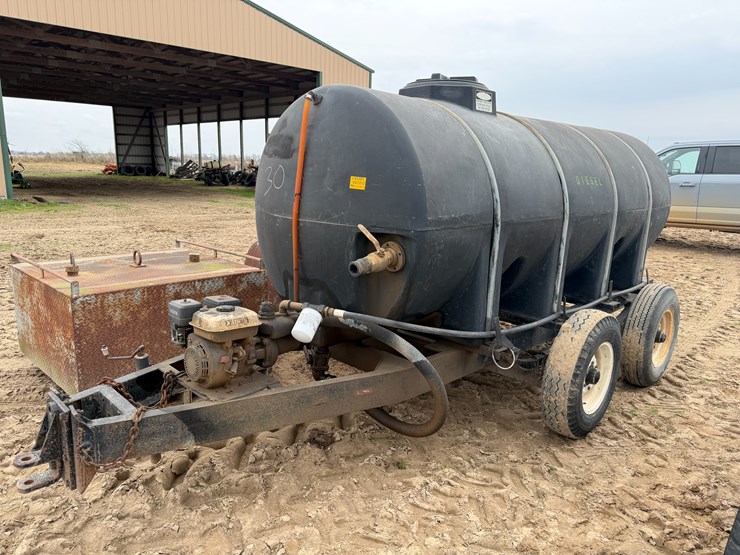 #41261-•-kbh-1000-gallon-fuel-wagon-image-1