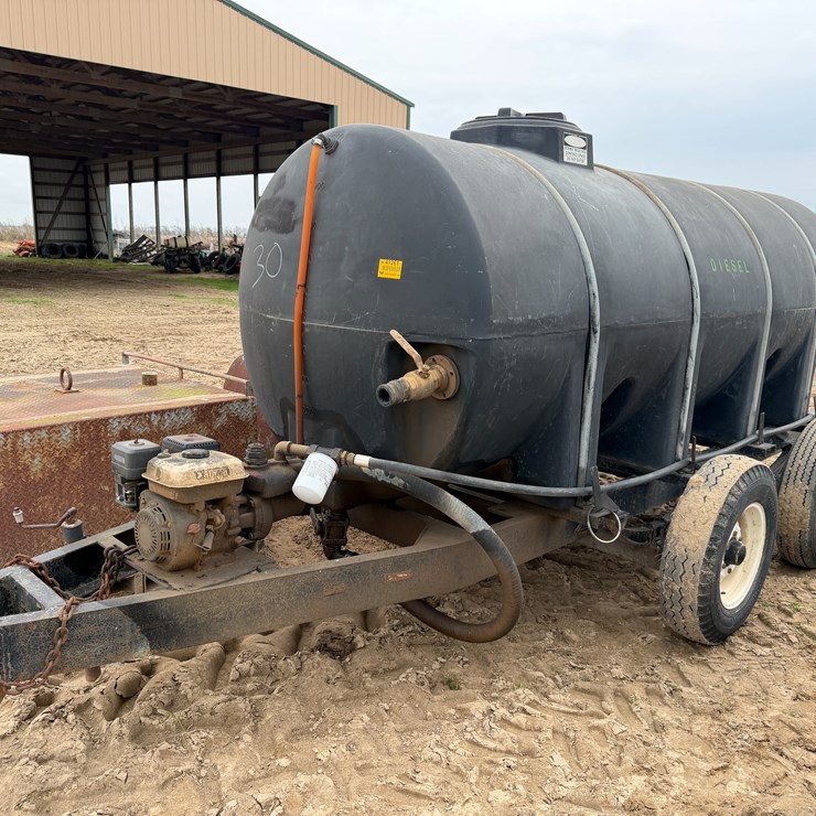 #41261 • KBH 1000 gallon Fuel Wagon