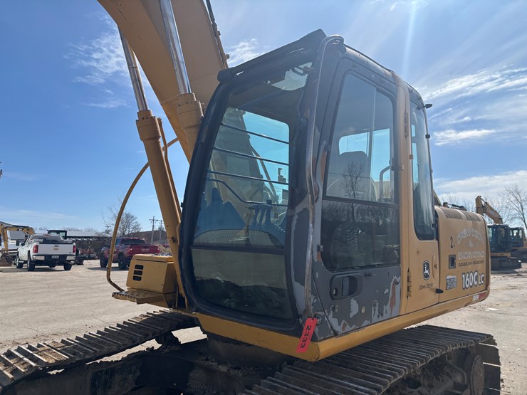 deere-160c-lc-image-7