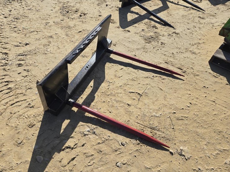 #263-•-skid-loader-bale-spear-image-1