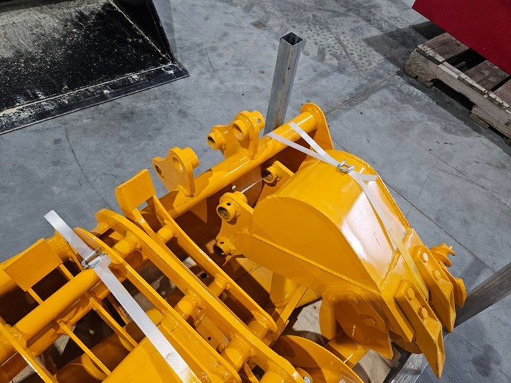 #706-•-giyi-mini-excavator-set-image-14