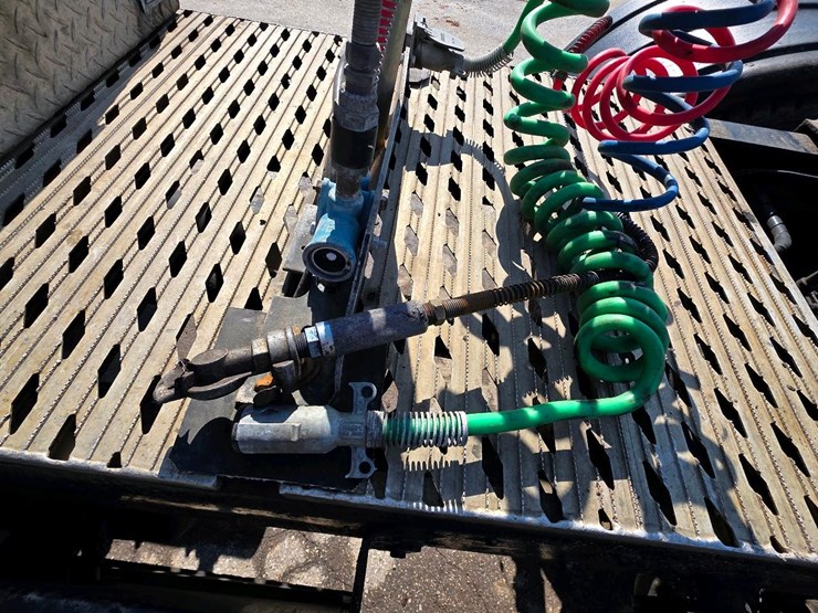 1993-kenworth-t800b-image-40