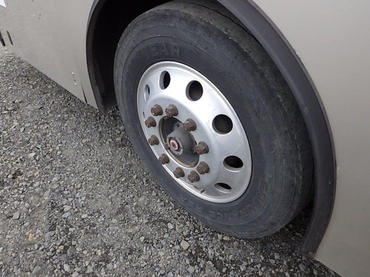 2009-gillig-30'-s/a-passenger-bus-image-19