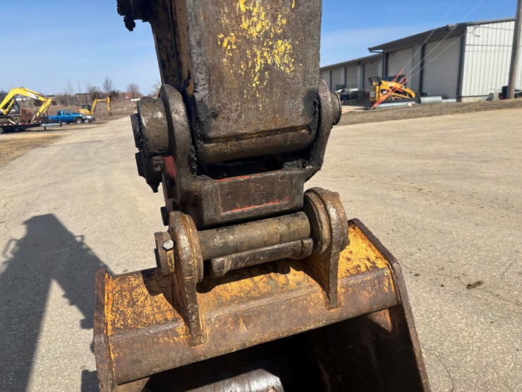 deere-160c-lc-image-45