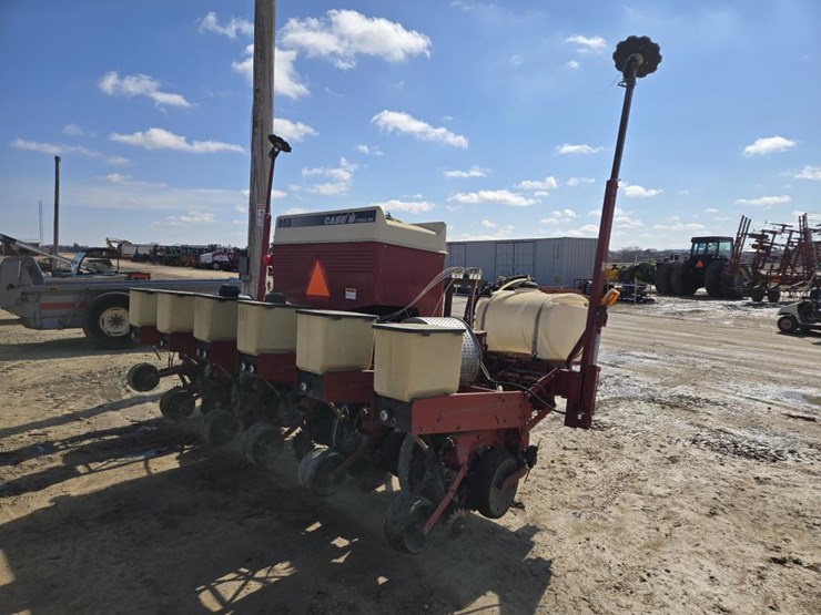 international-955-image-5