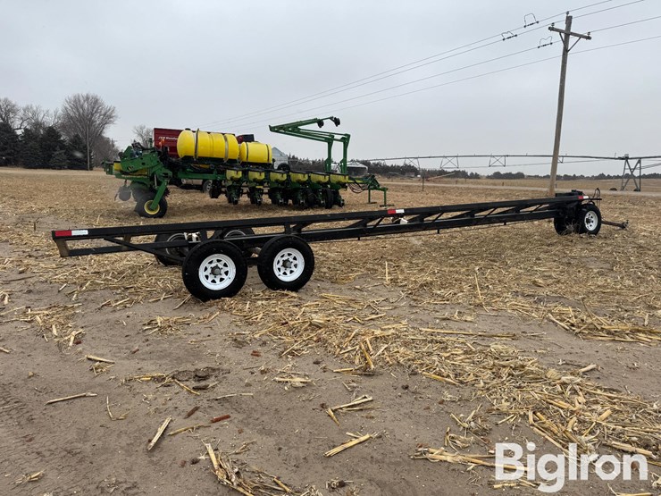 wemhoff-30'-t/a-header-trailer-image-5