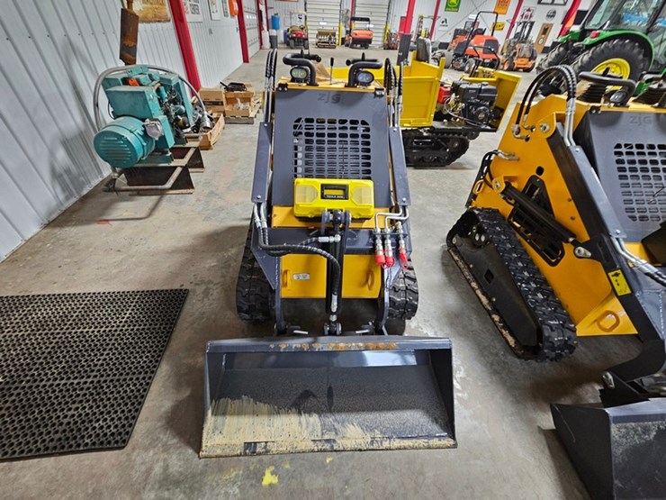 #690-•-2026-zjg-zj380-mini-skid-steer-image-8