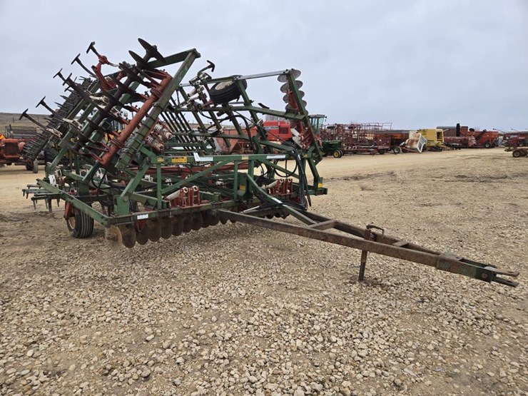 #85-•-glencoe-24'-soil-finisher-image-1