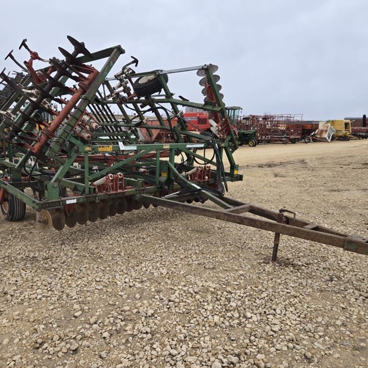 #85 • GLENCOE 24' SOIL FINISHER