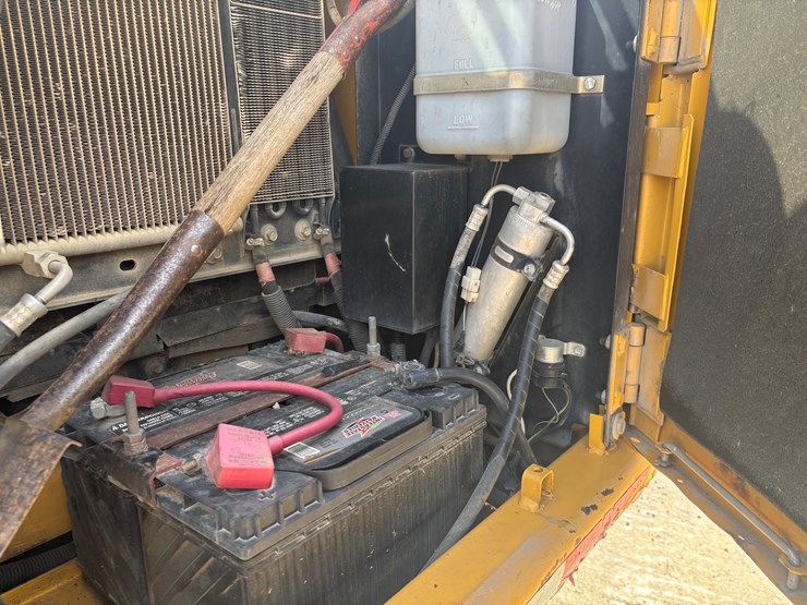 deere-160c-lc-image-25