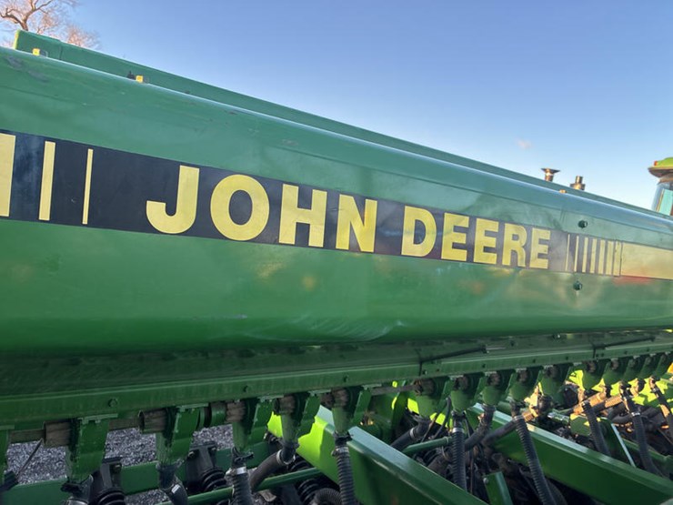 john-deere-750-image-25